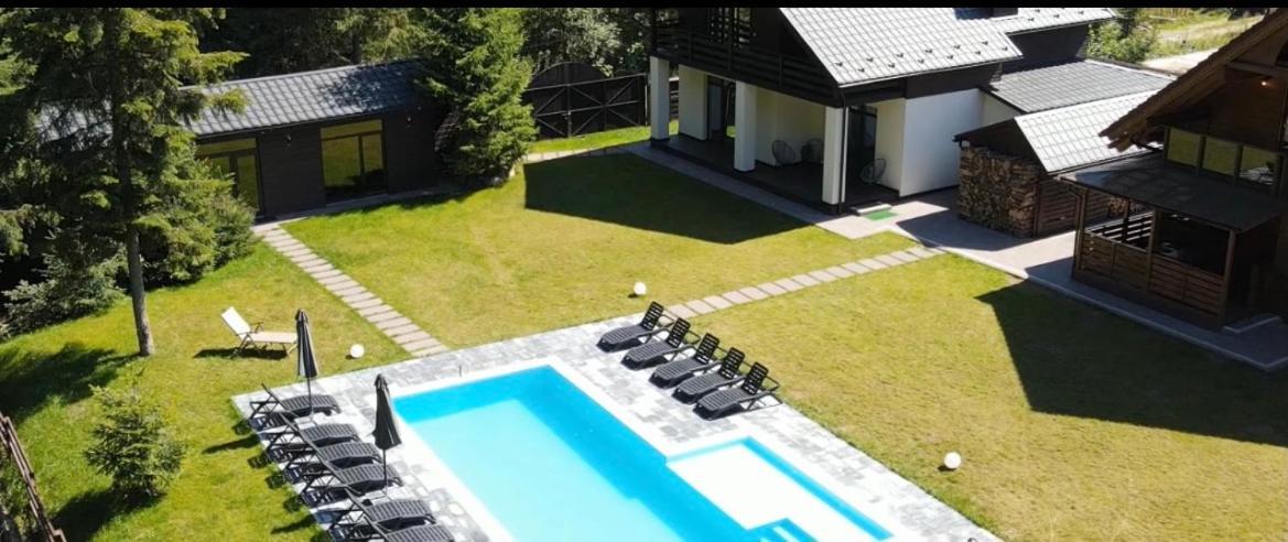 Villa Berghaus Bukovel Extérieur photo